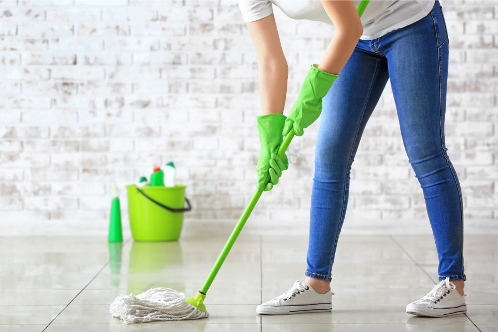 Floor cleaning | CarpetsPlus COLORTILE
