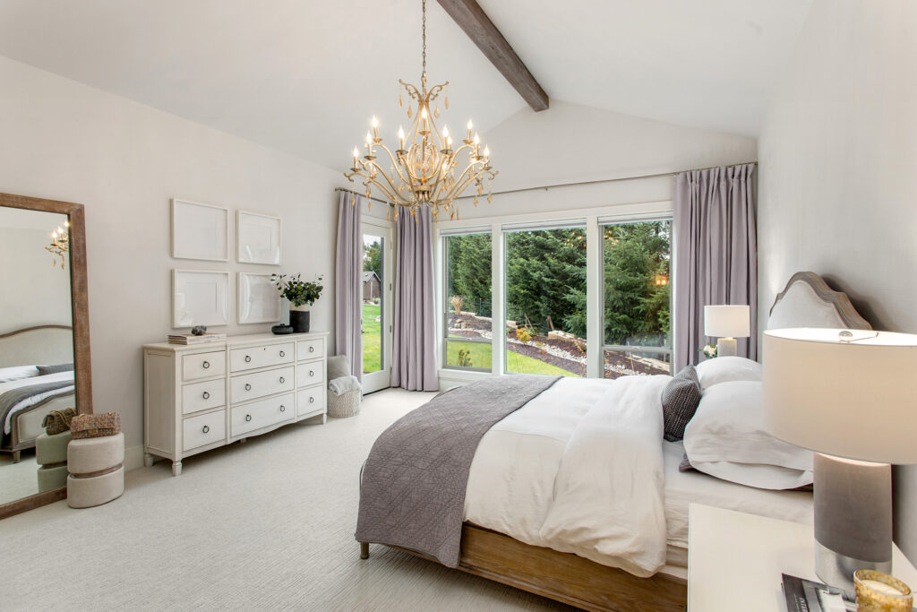Bedroom flooring | CarpetsPlus COLORTILE